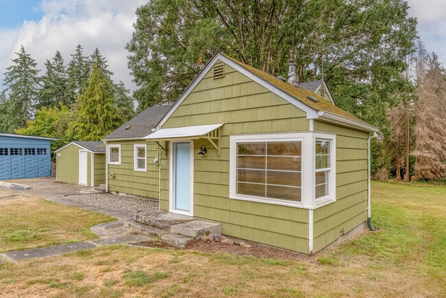 Photo - TWO BEDROOM HOUSE IN KELSO