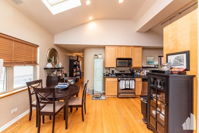 Photo - 1312 N Campbell Ave Unit 3