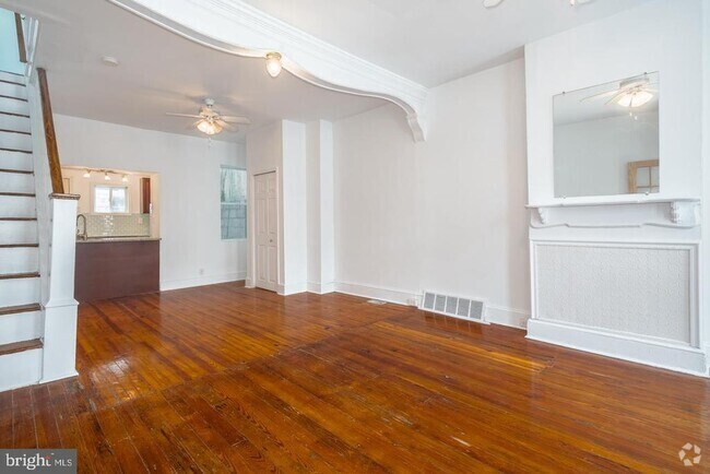 Building Photo - 2214 Latona St Rental