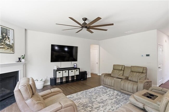 Photo - 296 Maple Brook Dr