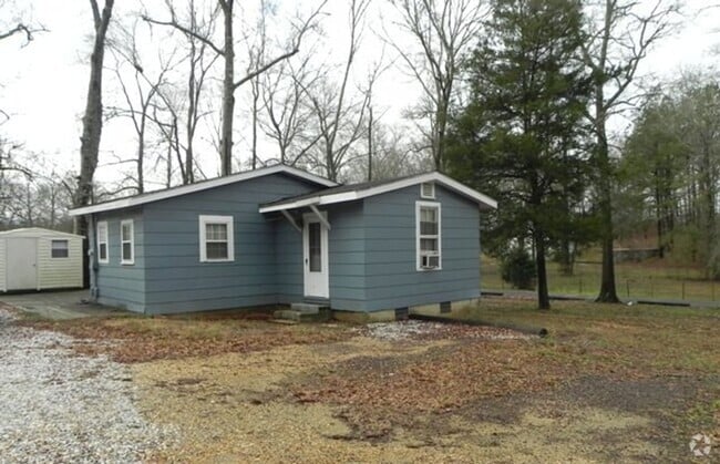 Building Photo - Lee County Rental