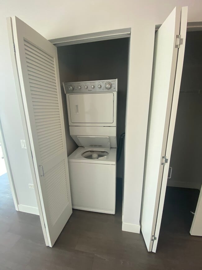 801 S Plymouth Ct Unit 2703