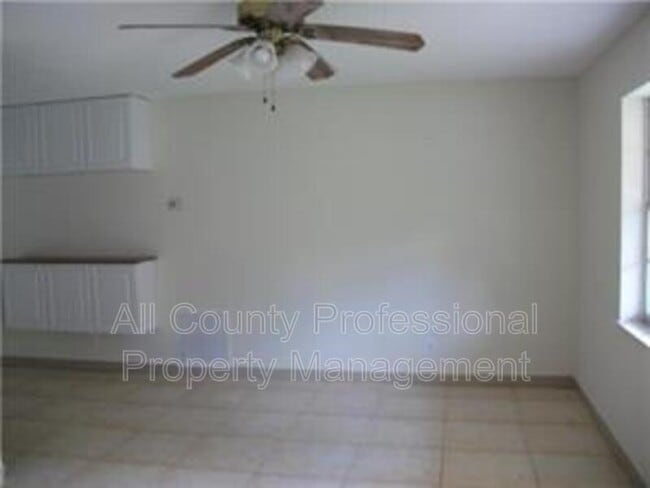 Photo - 2023 SW 29th Ave Unidad 2