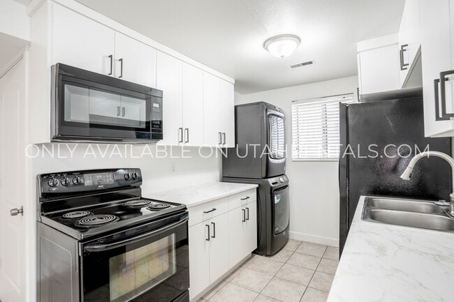 Photo - 2090 S State St