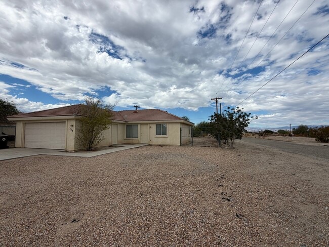 Photo - 1332 Persimmon Ave