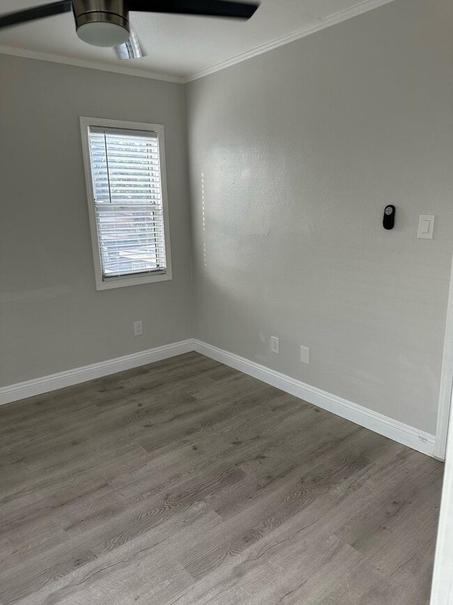 714-716.5-7165 E 81st St Unit 716