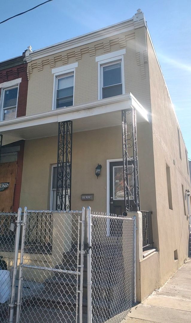Photo - 5578 Ludlow St Unit 1