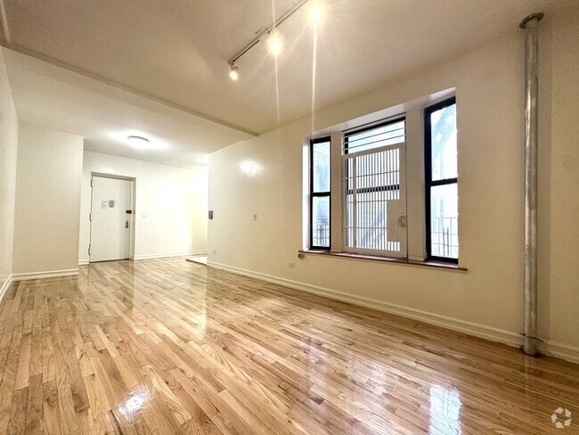 Building Photo - 610 W 150th St Rental