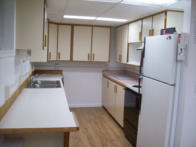 Building Photo - Charming 1 Bed / 1 Bath Basement Apartment in Columbia Falls