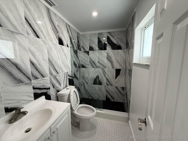 Photo - 1859 Lincoln St Unit 202