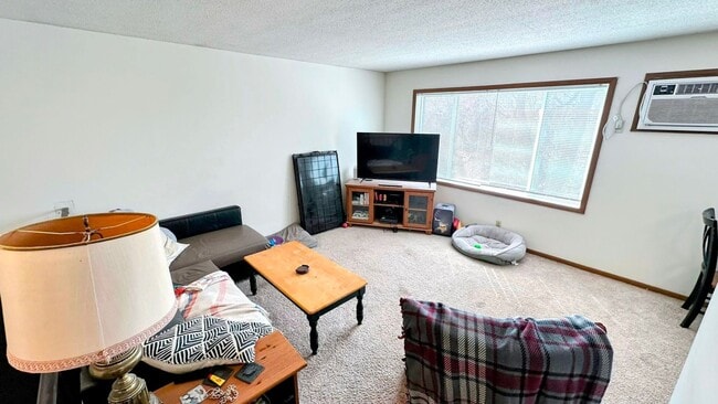 Photo - Off Campus Housing Option - Spacious 3 Bed... Unit 795