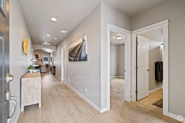 Building Photo - 5673 W Rockingham Dr Rental