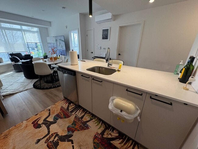 Photo - 110 Rue Nancy-Elliott Unit Condo