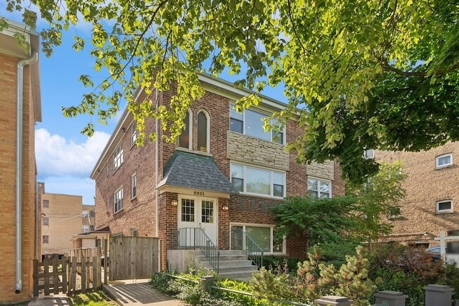 Photo - 8951 Skokie Blvd Unit 3