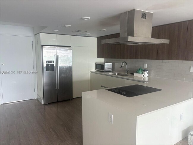 Photo - 1025-1092 92nd St Unit 502
