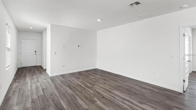 Photo - 1628 Hummingbird Rd