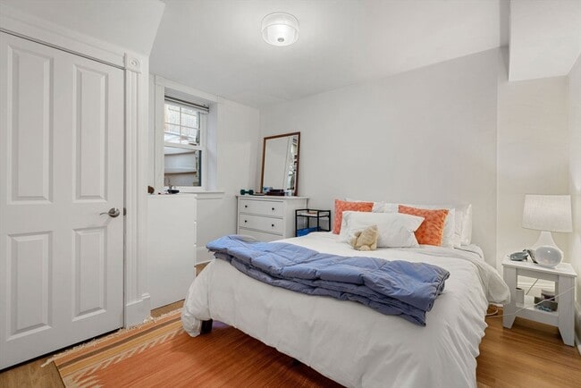 Photo - 18 Wyman St Unit 1