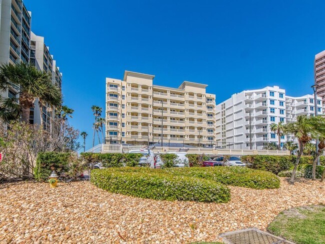Photo - 1370 Gulf Blvd Unidad 204