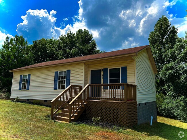 Building Photo - 367 E Reedy Fork Rd Rental
