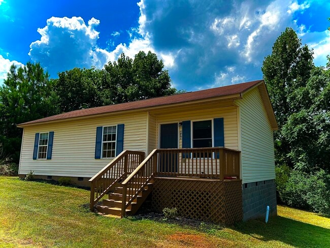 Building Photo - 367 E Reedy Fork Rd Rental