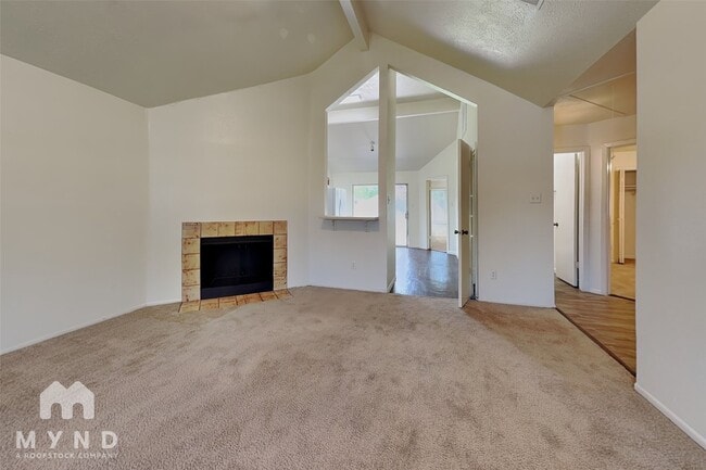 Photo - 10002 Green Valley Ln