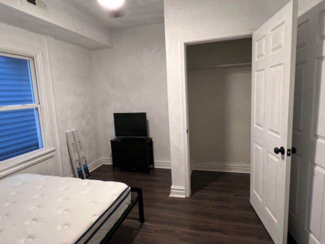 Photo - 2006 Elm Ave