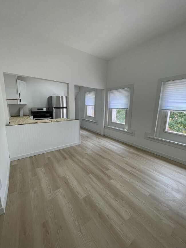 105 S Howard St Unidad 4 Rental Indianola, IA