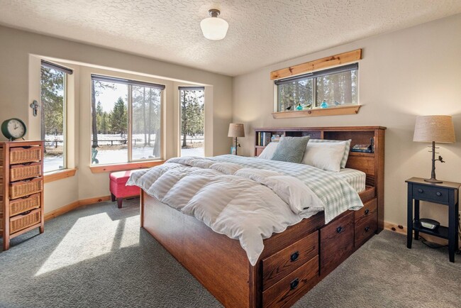 Photo - Available until April- Short Term Lease