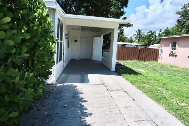Photo - 113 SW 22nd Ave