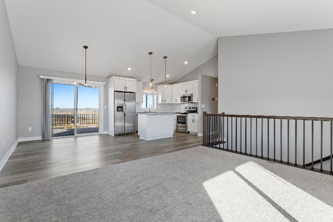 Photo - 168 Stonelake Dr SE