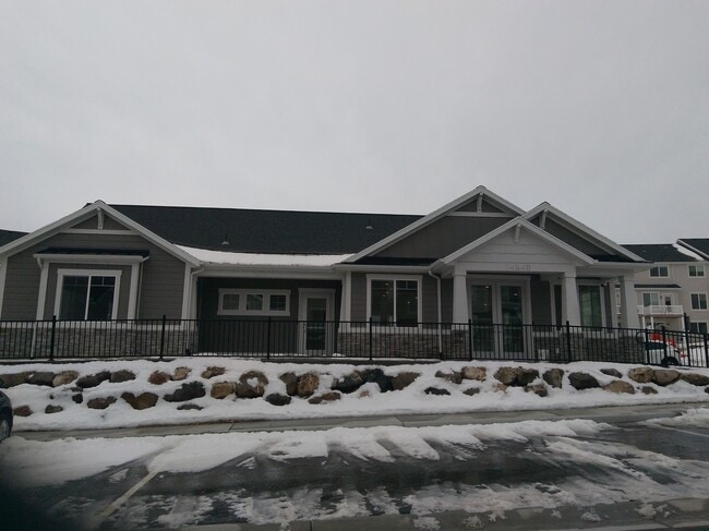 Club house - 14576 S Quiet Shade Drive