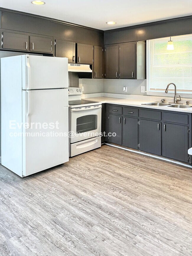 Photo - 5019 Suter Dr