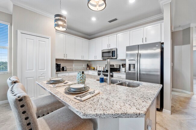 Photo - 14041 Heritage Landing Blvd Unit 638