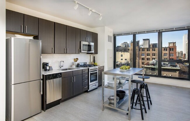 Photo - 177 W Superior St