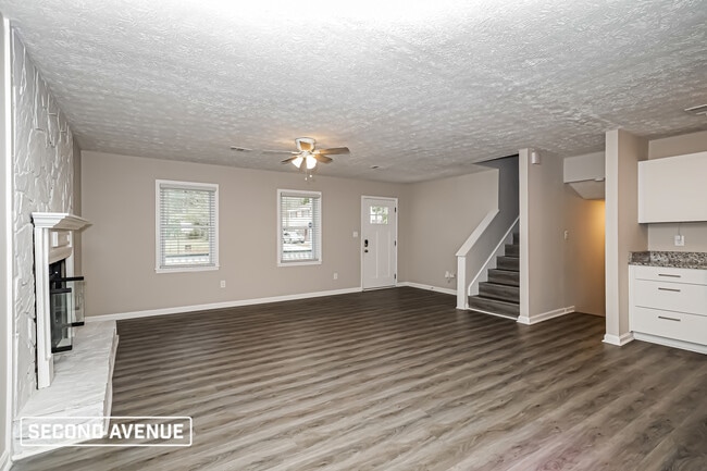 Photo - 958 Ellison Ct