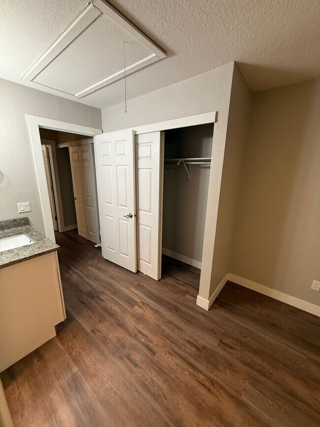 Photo - 10770 Foxwood Ct