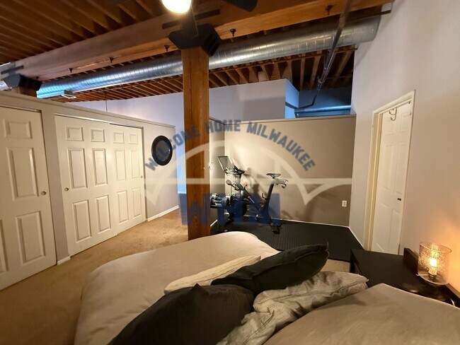 Photo - 141 N Water St