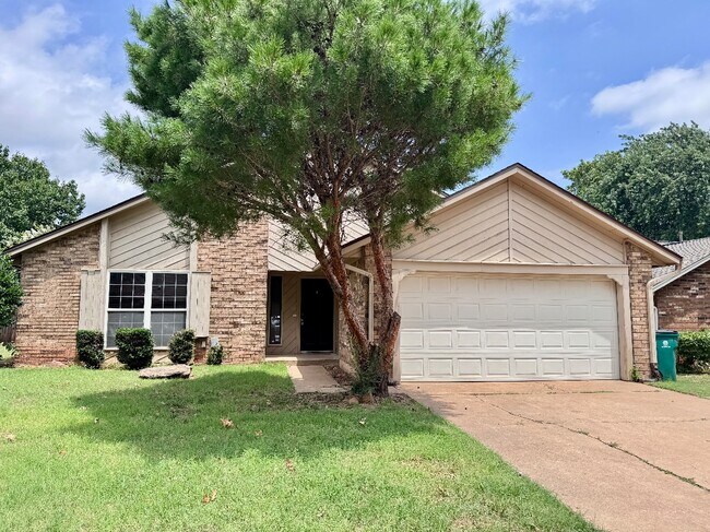 Photo - 1037 NW 166th St