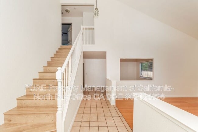 Photo - 8 Voss Park Cir