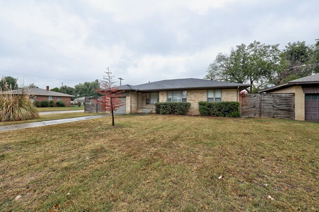 Photo - 4121 NW 20th St