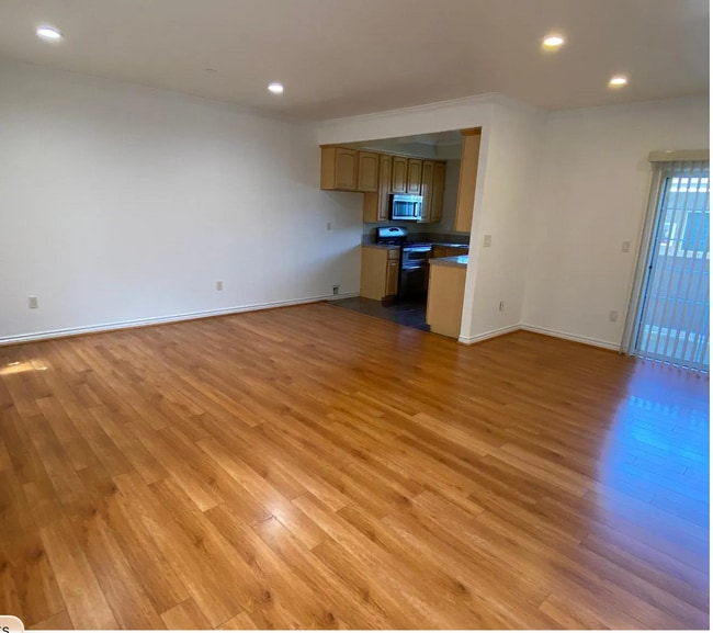 Photo - 428 E Santa Anita Ave Unit 204
