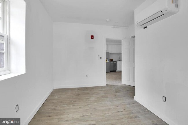 Photo - 7037 Ridge Ave Unit 1B