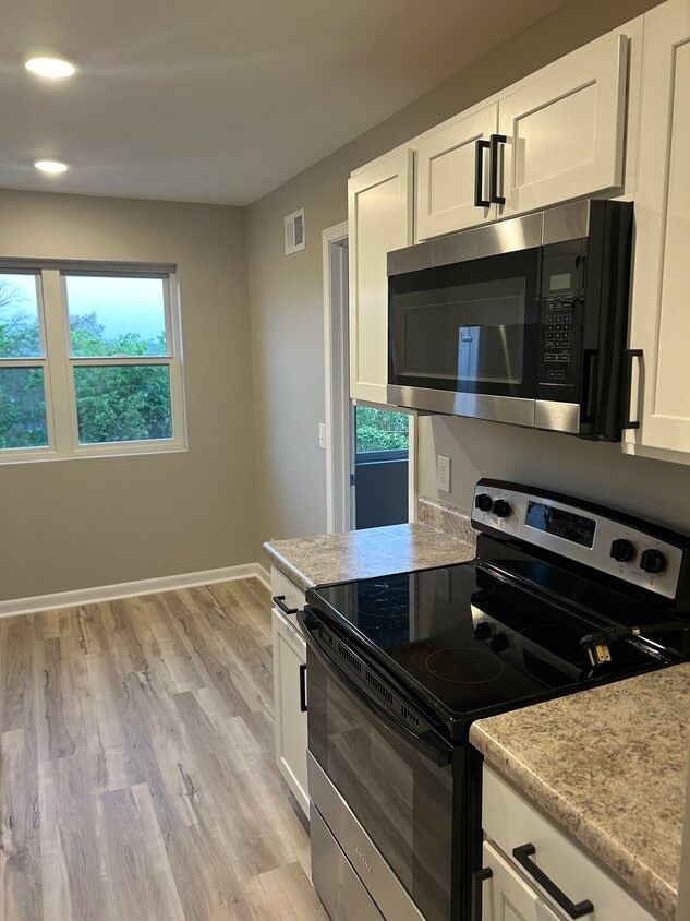 Photo - 4402 N 52nd St (Omaha, NE)