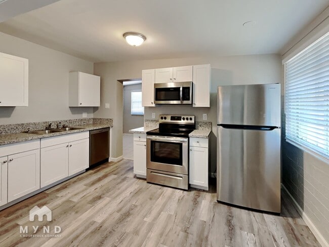 Photo - 3214 E Hubbell St