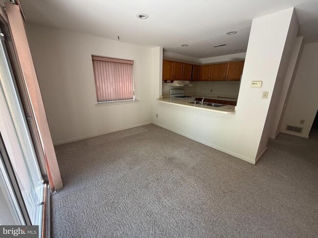 Photo - 46 Muirfield Dr