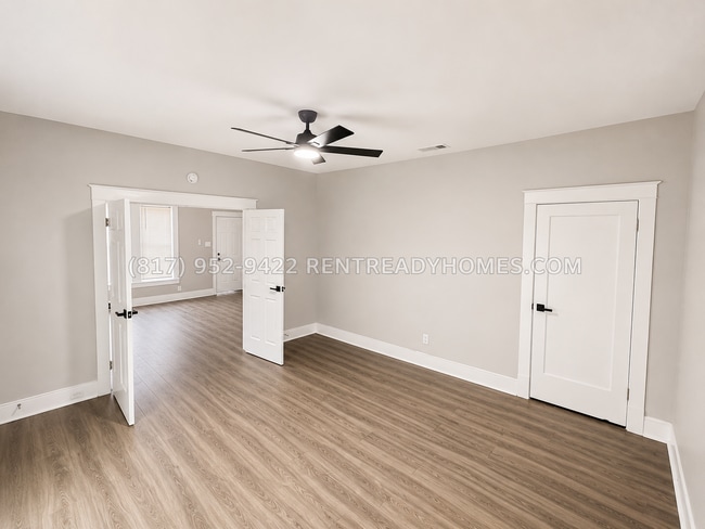 Photo - 1022 E Allen Ave