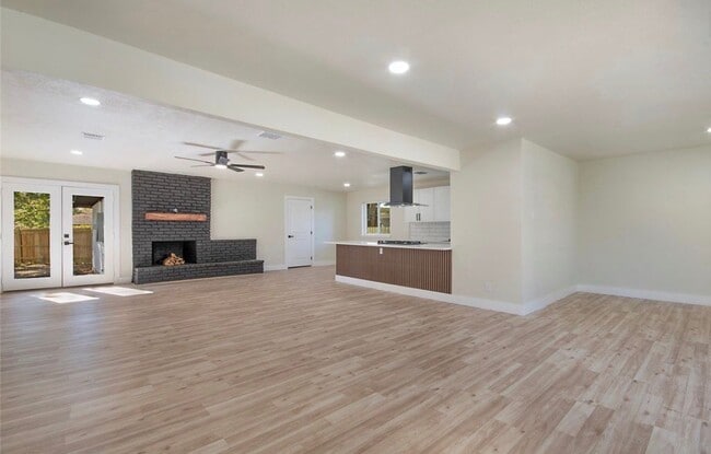 Photo - 1212 Willow Glen Dr