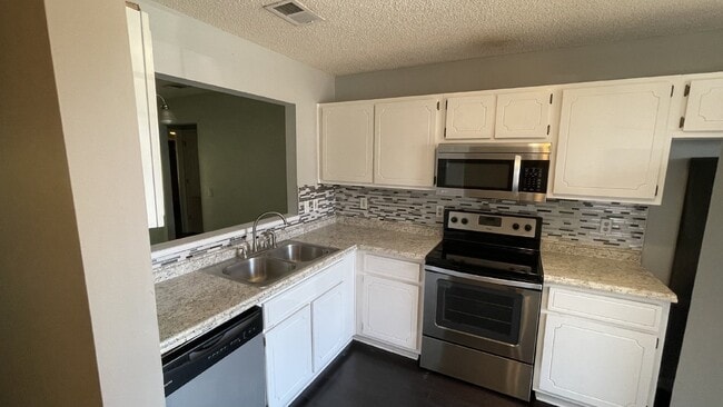 Photo - Condo For Rent