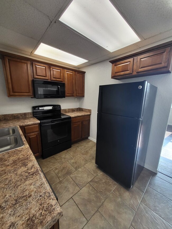Photo - 111 W Daugherty St Unidad 111 Daugherty Apartment 202
