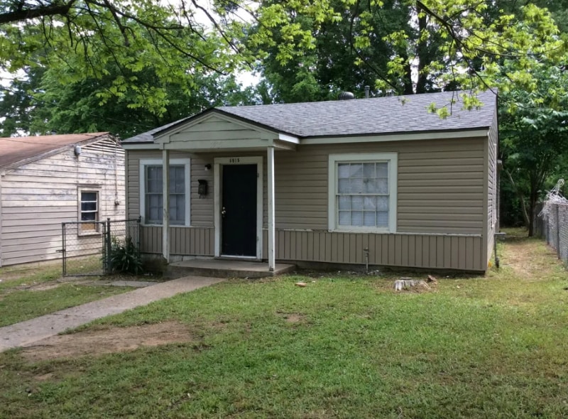 Photo - 5915 Henderson Ave